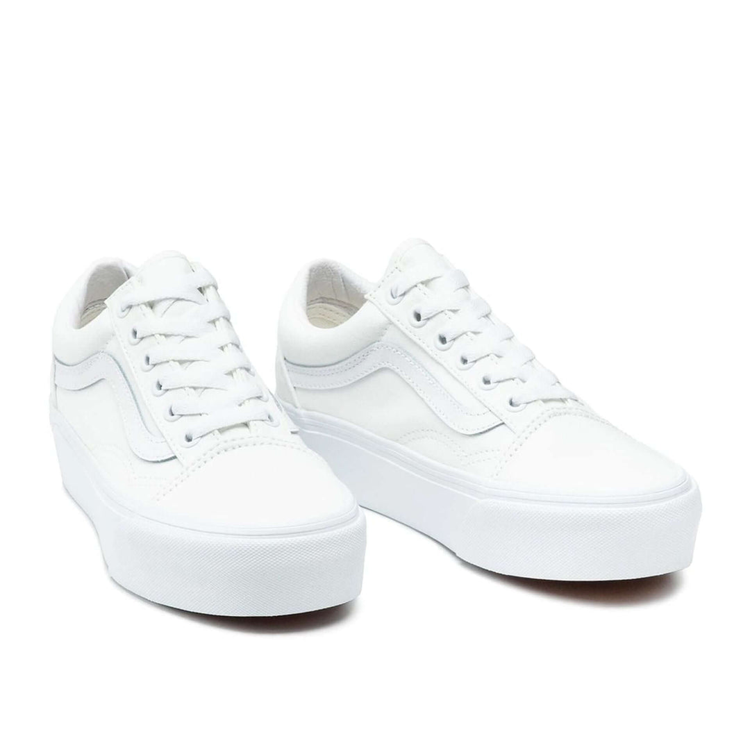 VANS sneakers and streetwear collection at STORE 7994