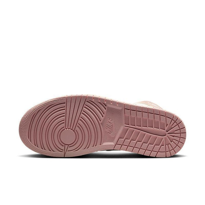 Air Jordan 1 Retro High &