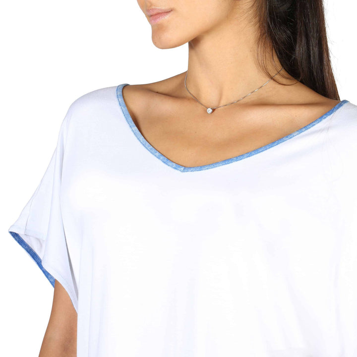 EA7 women's white T-shirts