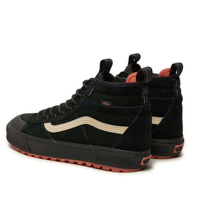 VANS sneakers and streetwear collection at STORE 7994