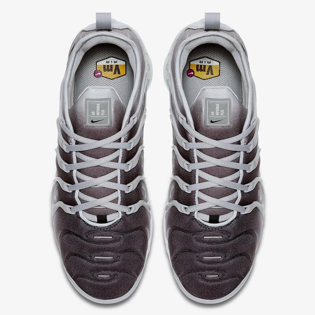 Nike Air VaporMax Plus &