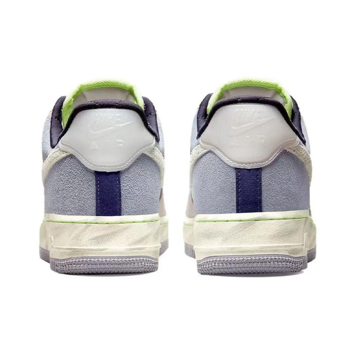 Nike Air Force 1 &