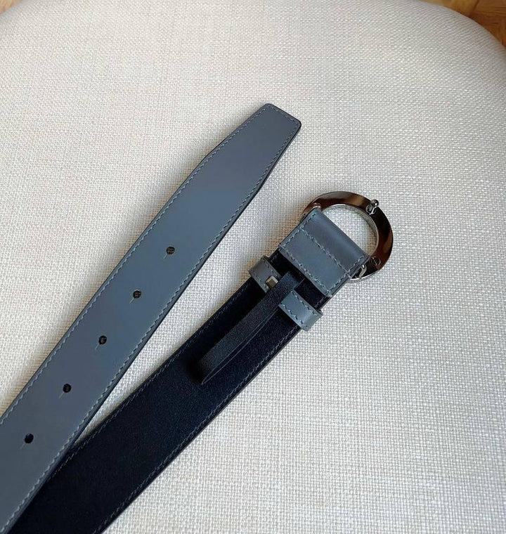Burberry Leather Vintage Belt &