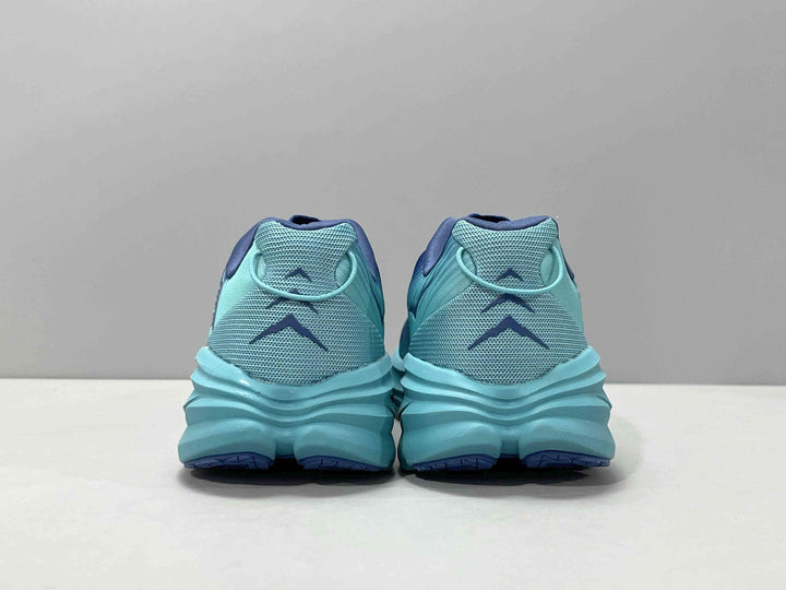 Hoka One One Clifton 8 &