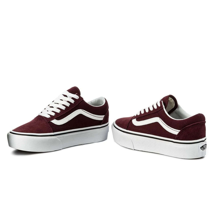 VANS sneakers and streetwear collection at STORE 7994