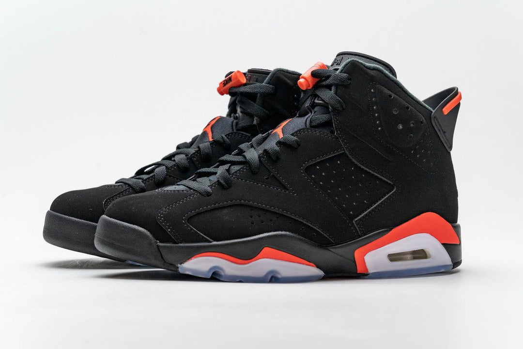 Air Jordan 6 Retro &