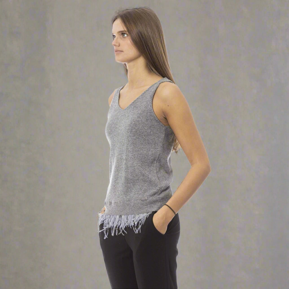 Women's grey top with fringes