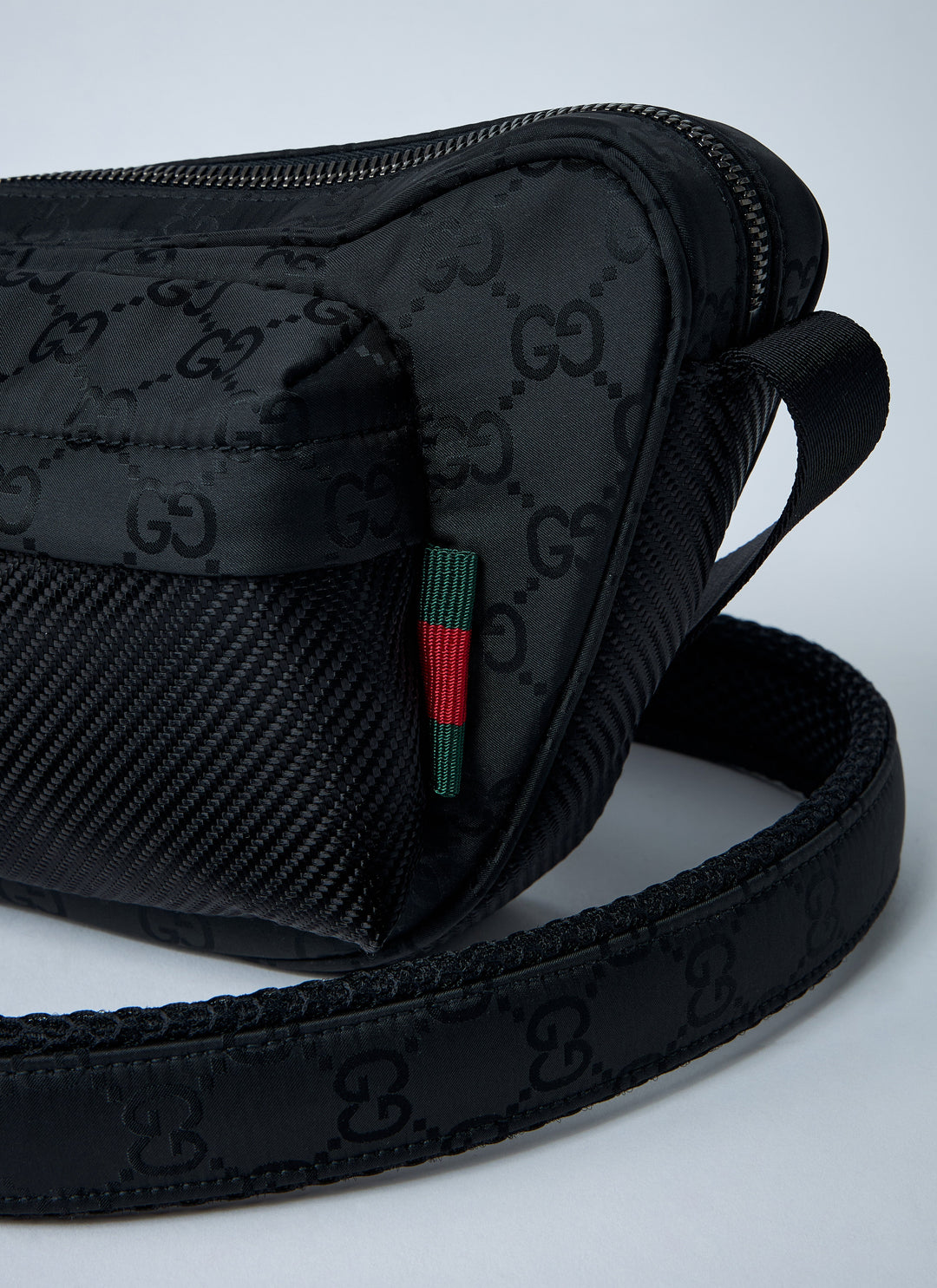 Gucci Men Large Nexus Crossbody Bag