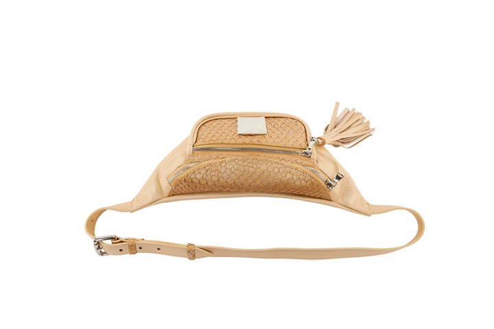 Pearl Beige Italian Leather/Taupe Tilapia Fanny Pack With Custom Large Silver Rivet