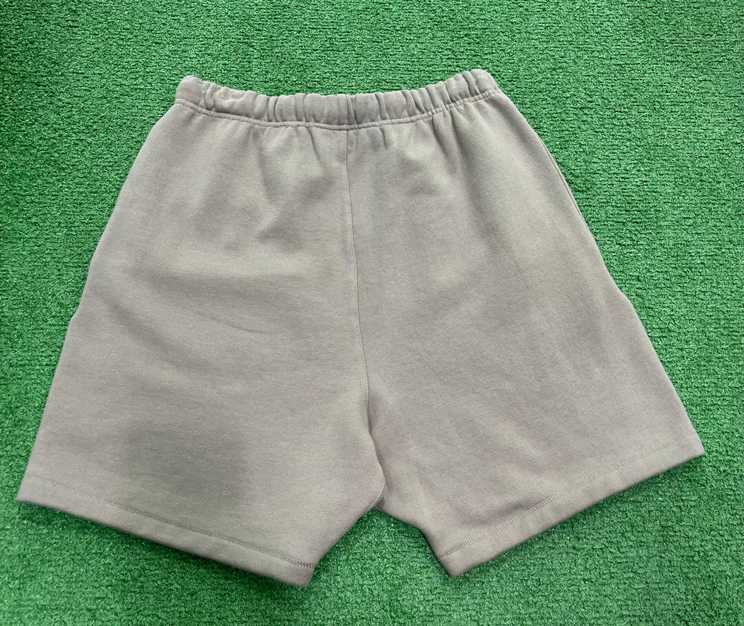 Fear of God Essentials Shorts Desert Taupe