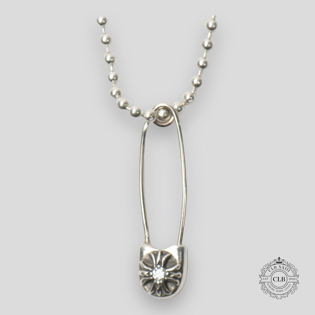 CHROME HEARTS DIAMOND EMBELLISHED PAPER CLIP PENDANT