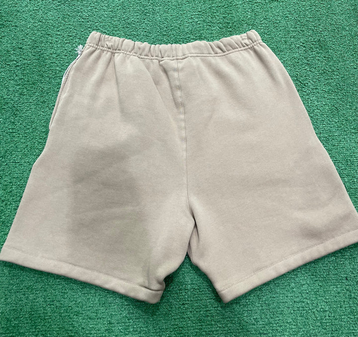 Fear of God Essentials Shorts Oak