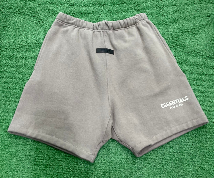 Fear of God Essentials Shorts Desert Taupe
