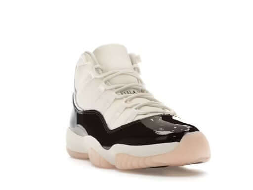 Air Jordan Retro 11 Neapolitan (Women's)