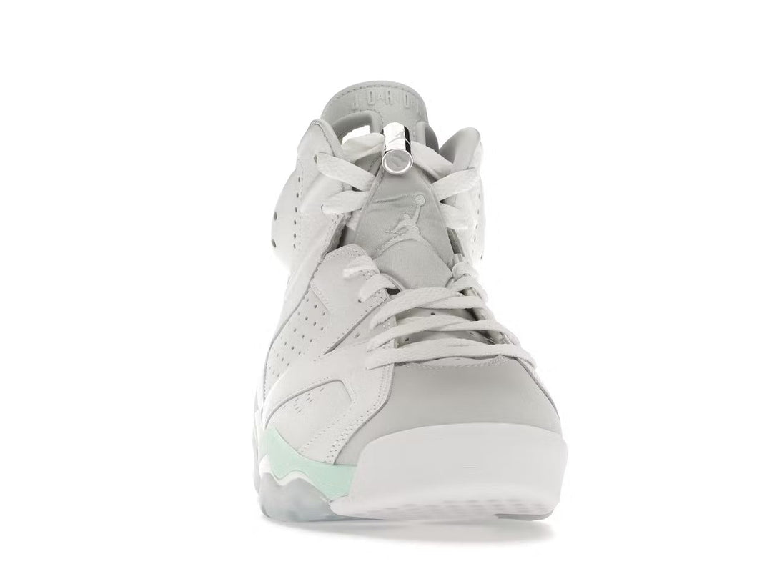Air Jordan Retro 6 "Mint Foam" (W)