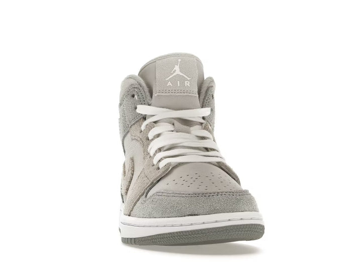 Air Jordan 1 Mid SE "Particle Grey" (W)