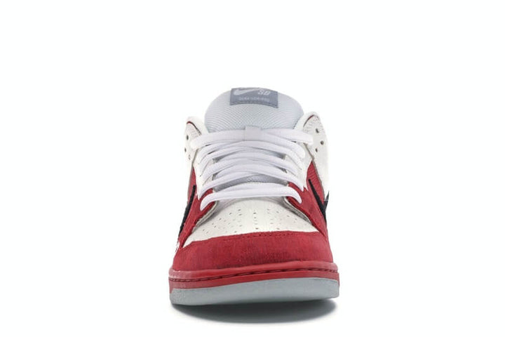 Nike SB Dunk Low “Roller Derby”