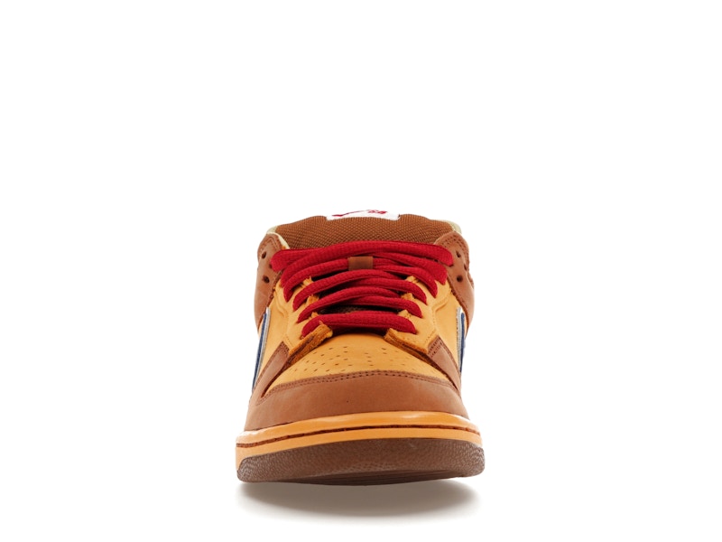 Nike SB Dunk Low Newcastle Brown Ale