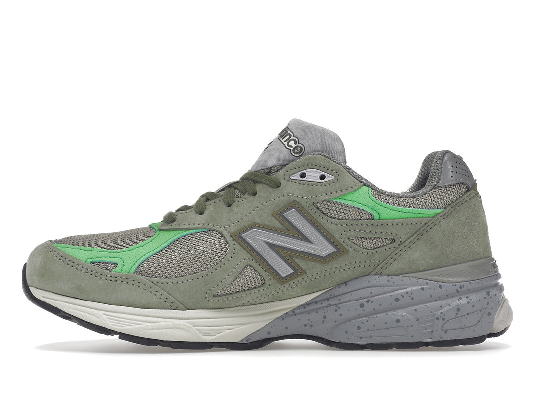 New Balance 990v3 Patta Keep Your Family Close
