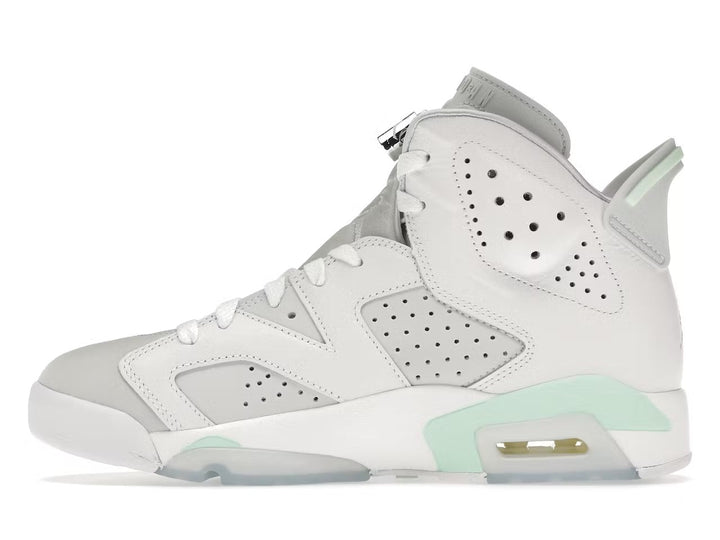 Air Jordan Retro 6 "Mint Foam" (W)