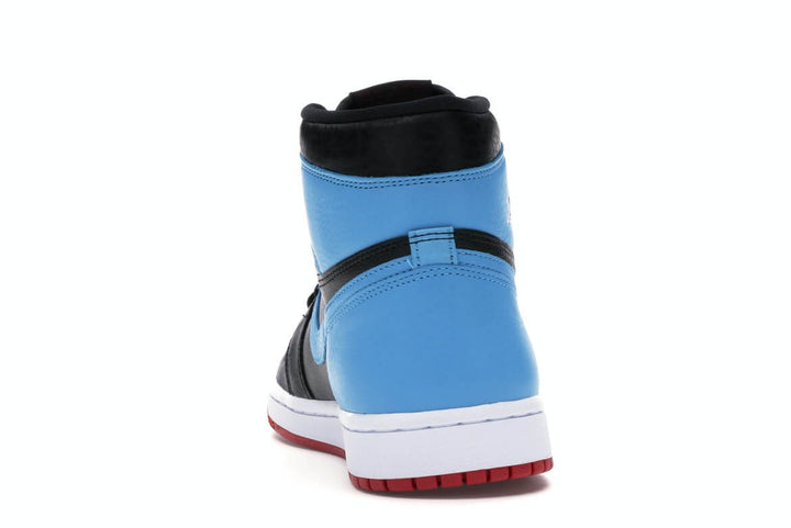 Air Jordan Retro 1 "NC to Chicago"
