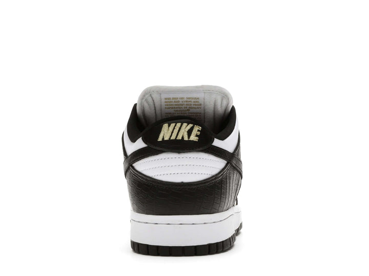 Nike SB Dunk Low Supreme Stars "Black"
