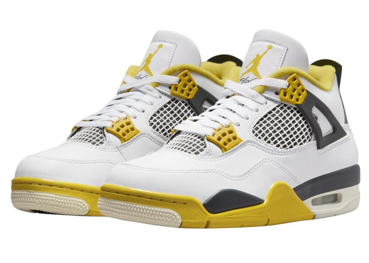 Air Jordan 4 Retro &