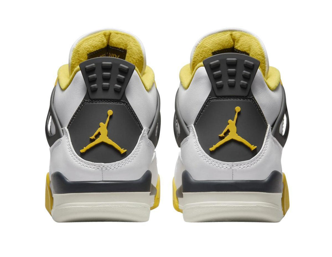 Air Jordan 4 Retro &