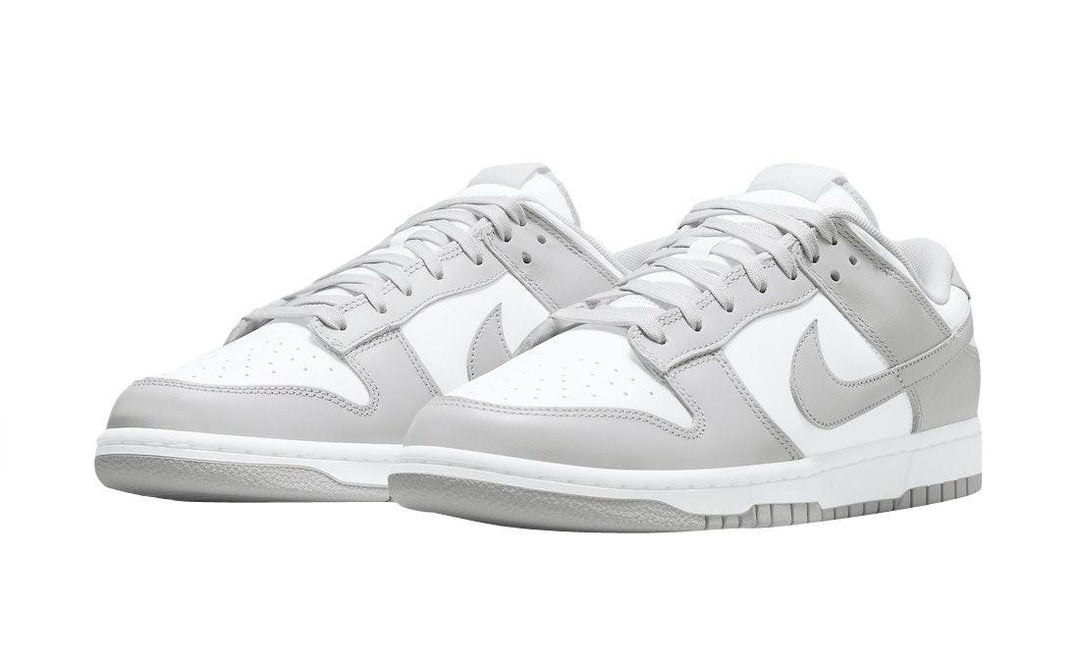 Nike Dunk Low &