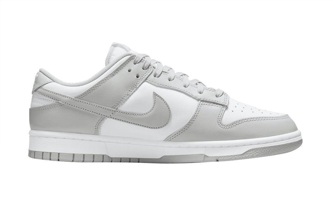 Nike Dunk Low &