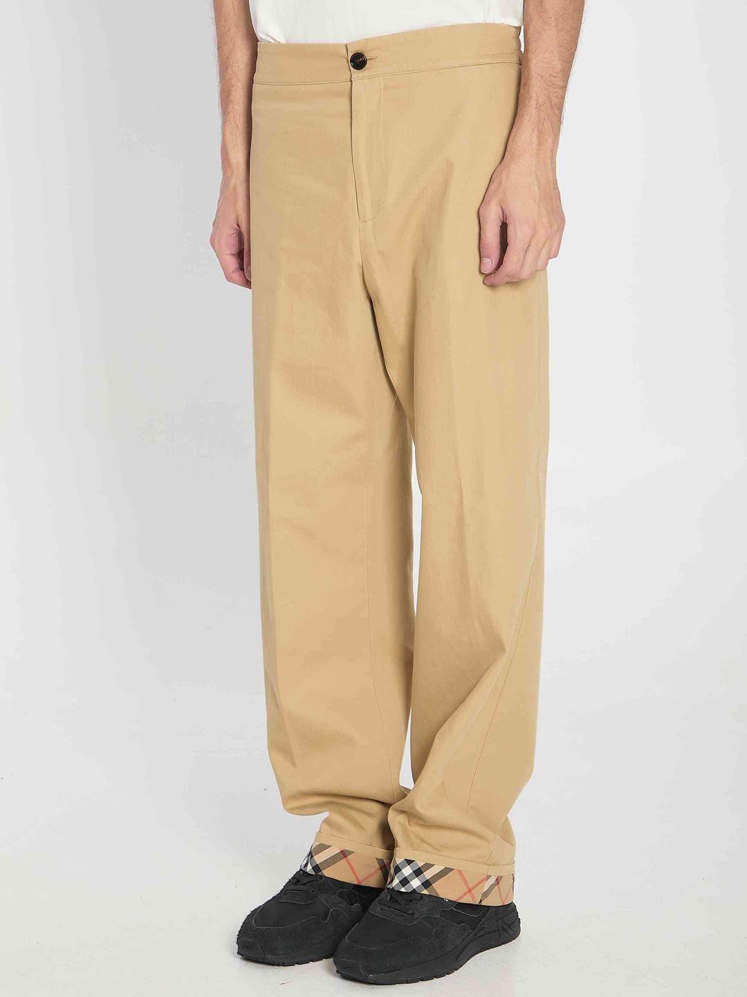 Burberry Men Trousers With Elastic Band