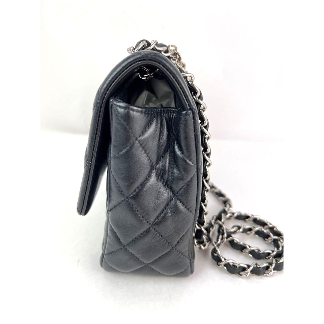 Chanel Quilted Lambskin Valentine Medium Single Flap black bag – STORE 7994