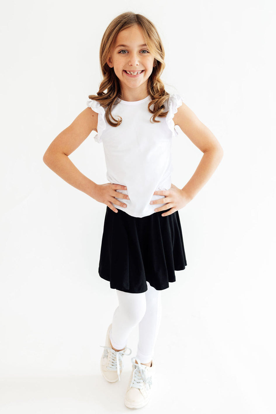 Black &amp; White Twirl Skegging