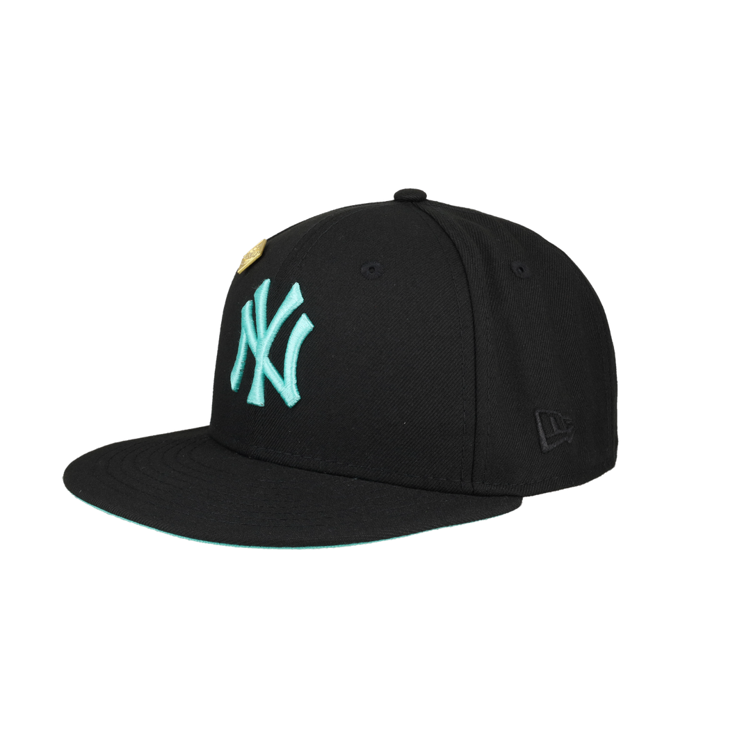 New York Yankees Mintacular Collection 1999 World Series Patch Fitted Hat