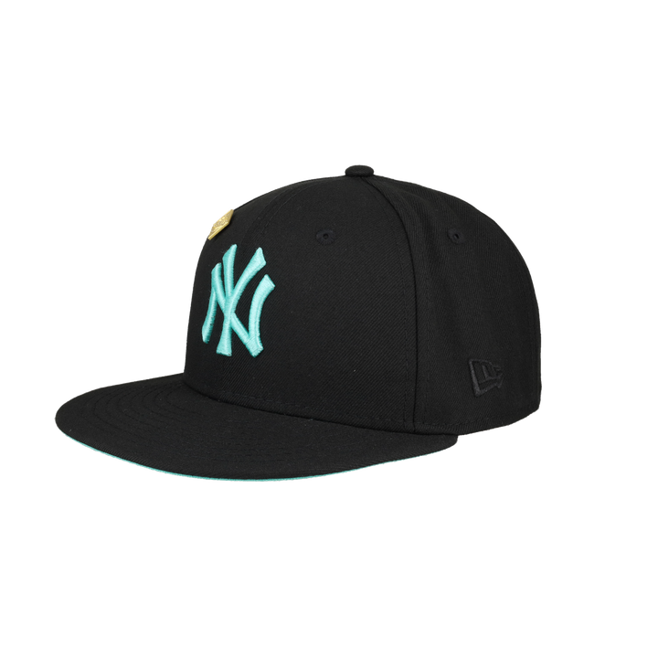 New York Yankees Mintacular Collection 1999 World Series Patch Fitted Hat