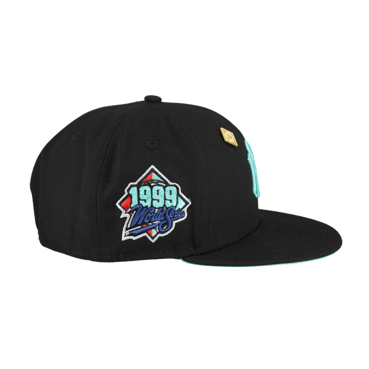 New York Yankees Mintacular Collection 1999 World Series Patch Fitted Hat