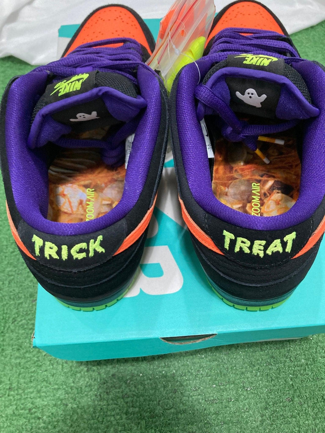 Nike SB Dunk Low Night of Mischief Halloween