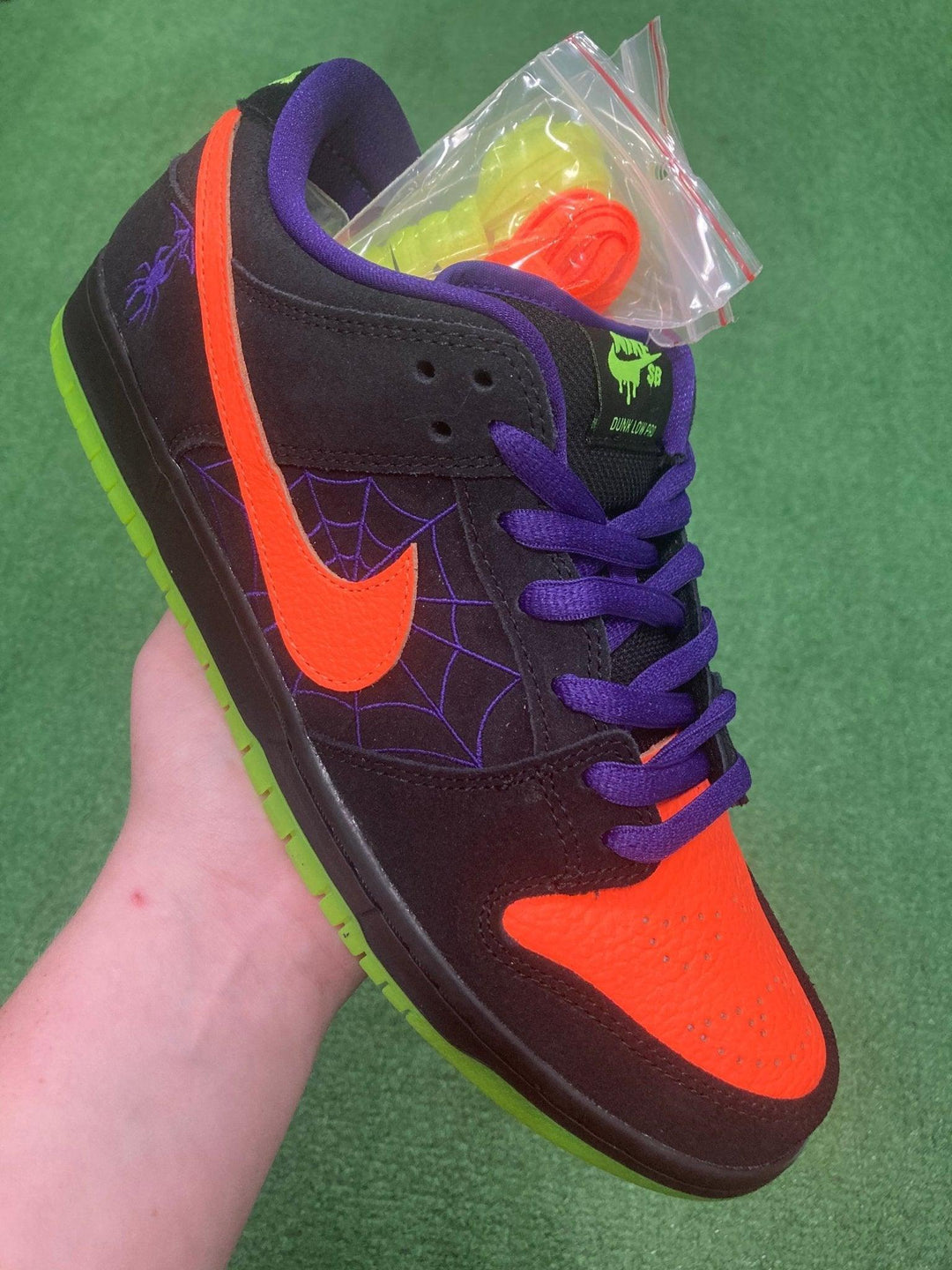 Nike SB Dunk Low Night of Mischief Halloween