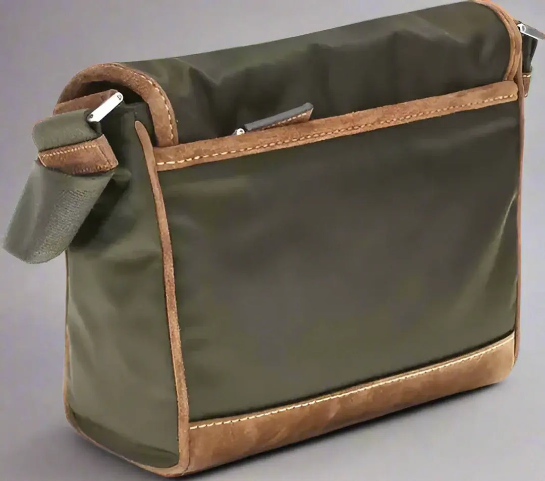 Green shoulder bag 