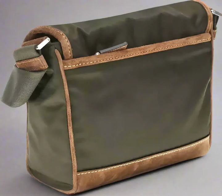 Green shoulder bag 