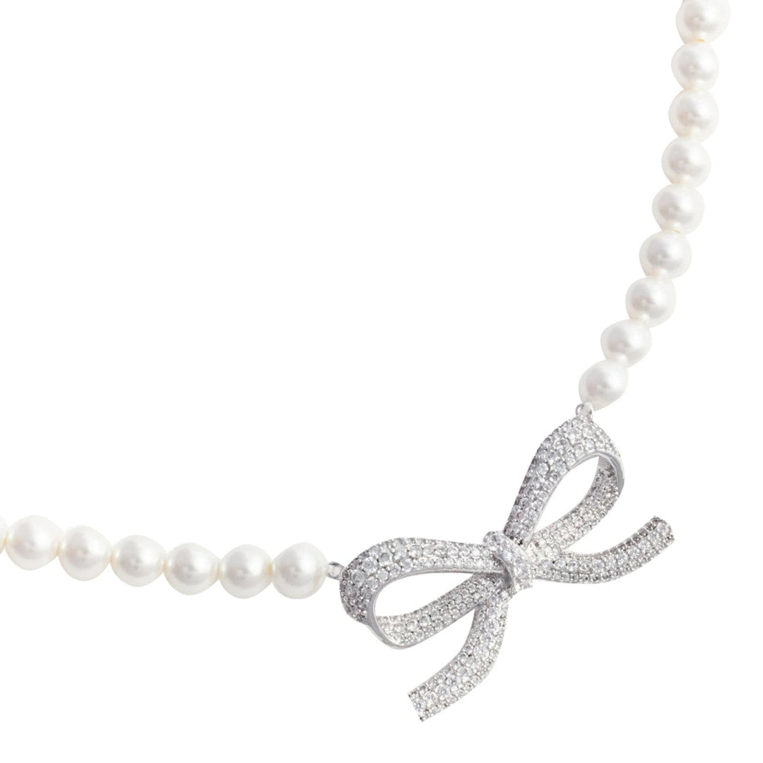 Self Portrait Women Pearl Bow Necklace