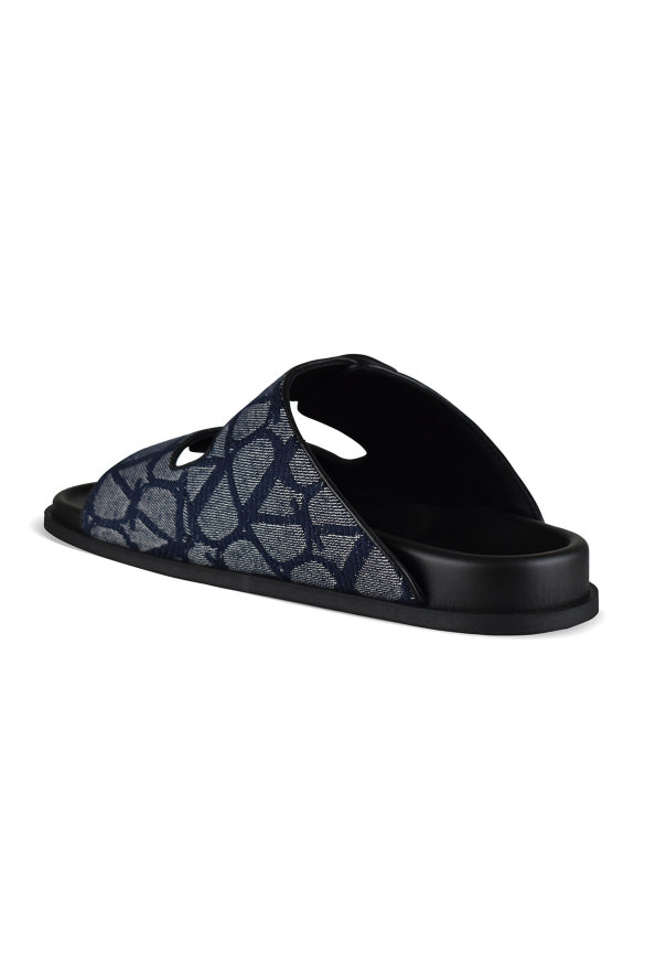 Valentino Garavani Men V Logo Sandals