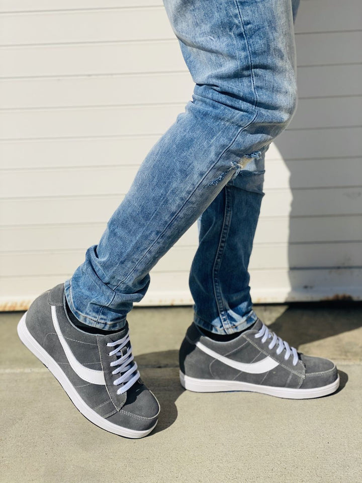 2.8-Inch TOTO Gray &amp; White Suede Leather Sneakers - A1911